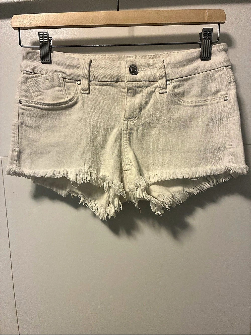 Guess Cutoff Jean Shorts in White Waist 24